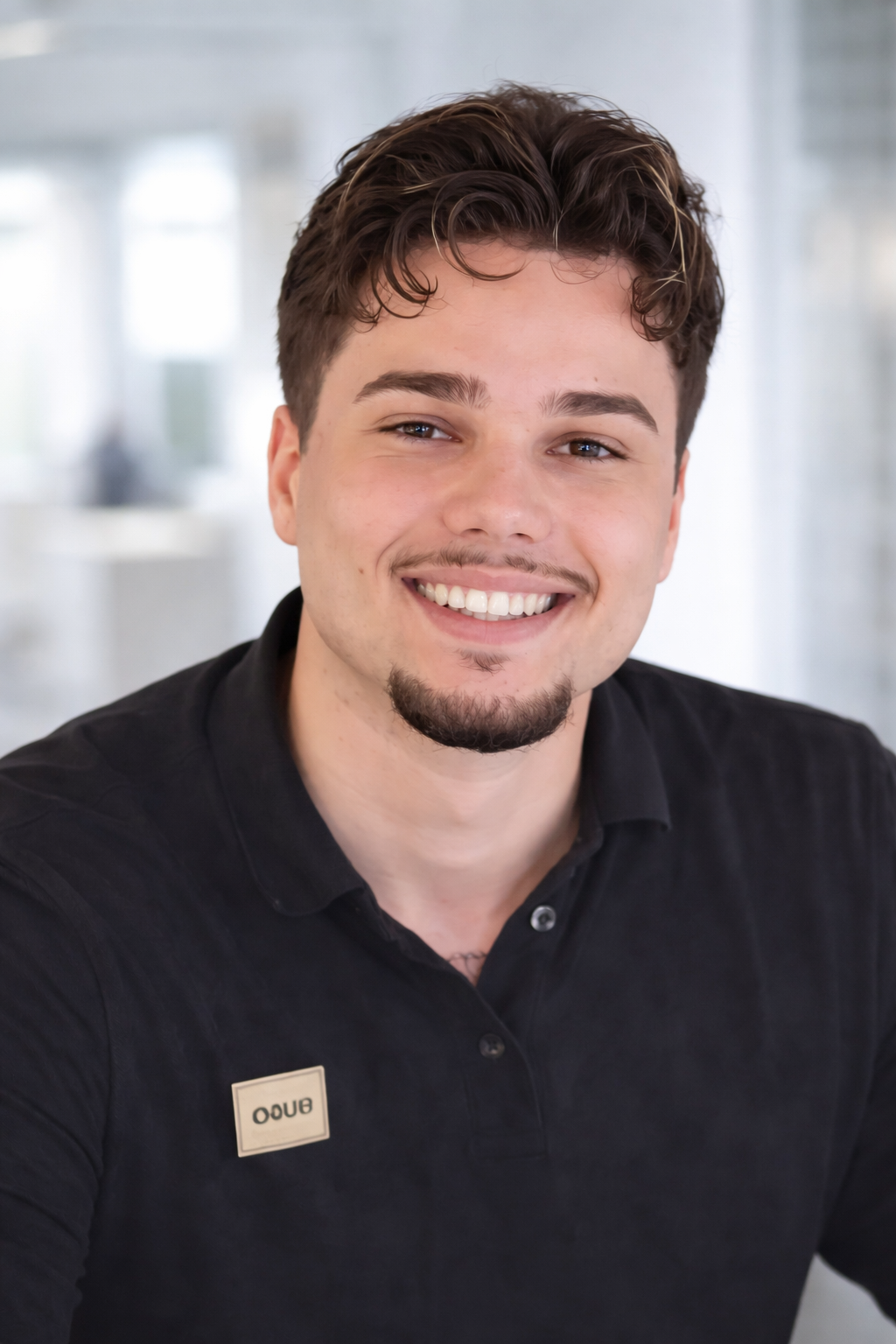 Ilia Bogdani – Azubi bei Glamaris Studio